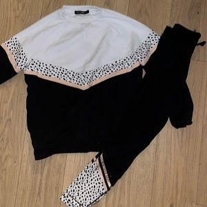 Sarah day x white fox workout set